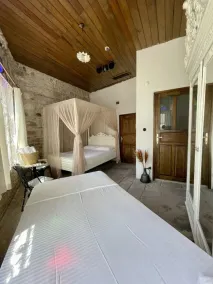 Mahzen Küçükköy - Room