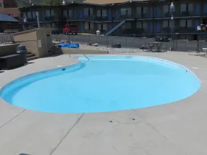 Silver Saddle Motel - Piscine
