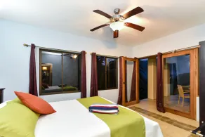 Casa Monos Locos - Portasol Vacation Rentals - Zimmer