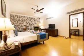 Fort JadhavGADH -A GADH Heritage Hotel - Room