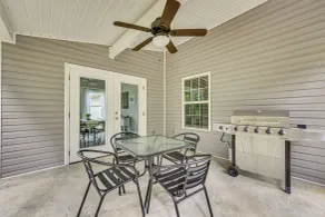 Pet-friendly Home in Monroe: Deck, Grill & Yard! - Intérieur