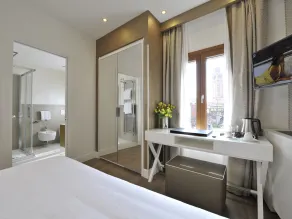 Al Theatro Palace - Room