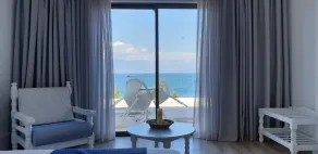 Sunrise Village Beach - Rom