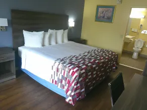 Red Roof Inn Hampton Coliseum - Chambre