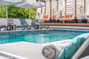 Lupia Suites - Pool
