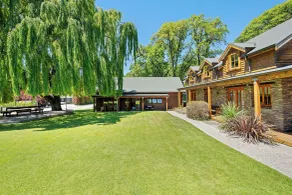 Wanaka Homestead Lodge & Cottages - View from room