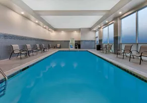 La Quinta Inn & Suites by Wyndham Lewisville - Piscine