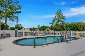 Comfort Inn Conroe - Piscine