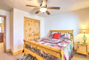 Rustic Sterling Cabin: Walk to Palisade Lake! - Interior
