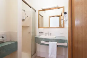 Best Westlander Motor Inn - Baño