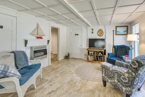 Explore Coastal Maine! Cozy Apt w/ Yard & Garden - Innenbereich