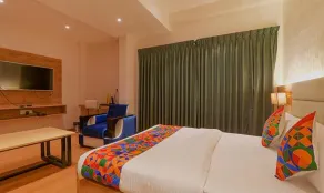 FabHotel Pratham Inn - Quarto