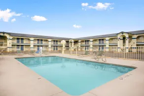 Travelodge by Wyndham Killeen/Fort Hood - Piscine