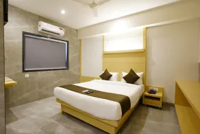 Shyanu Lords Eco Inn Airoli-Near Mindspace - Room