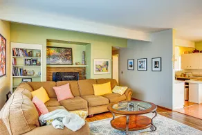 Seatac Home w/ Patio & Grill - 3 Mi to Airport! - Innvendig