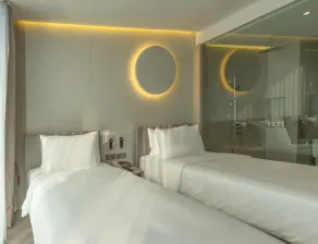 Akara Hotel Pattaya - Room