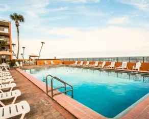 Comfort Inn & Suites Ormond Beach Oceanfront - Piscine