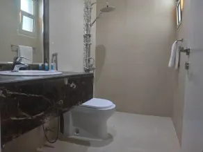 Al Mutab Suites Al Falah - Bathroom