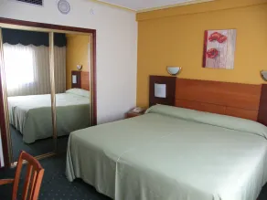 Hotel Virgen del Camino Pontevedra - Room