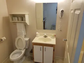 Affordable Suites Florence - Badrum