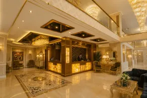 REAL KiNG SUiTE - Reception