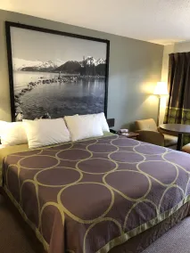 Super 8 by Wyndham Kamloops East - Chambre
