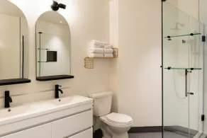 Maison Place Jacques-Cartier by Luxury In Transit - Badezimmer