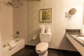 The Lago Mar Beach Resort and Club - Badezimmer