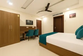 Hotel The Heights - Room
