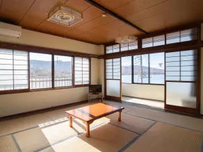 Tabist Lakeside in Fujinami Yamanakako - Camera