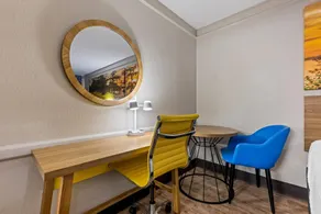 Days Inn by Wyndham Birmingham/West - Chambre