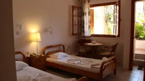 Kipos - Room