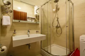 Luxury Budva Center Apartments - Bathroom