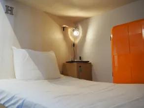 Tomarigi Hostel - Room
