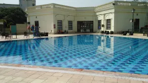 DLF Club 3 - Pool