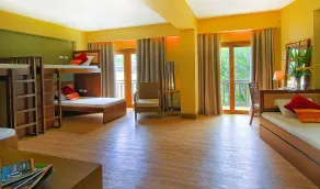 Boracay Tropics Resort Hotel - Zimmer