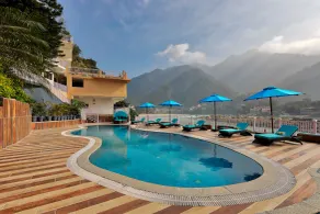 Lemon Tree Premier, Rishikesh - Pool
