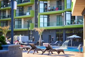 Aparthotel Ella Alezzi - Pool