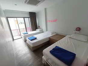 Slumber Surf Phuket Kata - Badezimmer