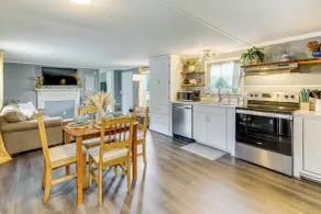 Working Farm! Home 2 Mi to Marina on Lake Hickory - Interiör