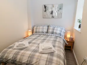 Stone's Throw - Habitación