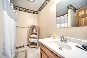 Mountain Resort Home w/ Views, By Sky Valley Golf! - Innenbereich