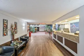 Coratel Plus Suites Wichita West Airport - Reception