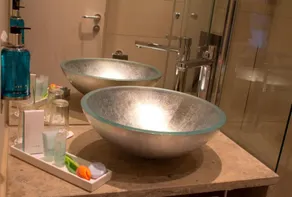 SCOTTY & EMILY Hotel Ulm - Bathroom