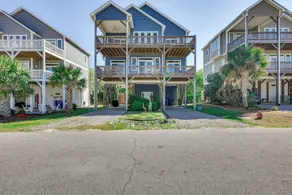 Surf City House ~ 400 Ft Walk to Beach w/ Decks! - Interiør