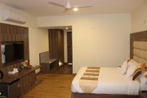 Zone Connect by The Park Katra - Room