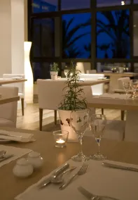 Sandy Beach Hotel & Spa - Restaurant