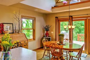 Roomy House on 2 Acres - 2 Mi to Egg Harbor Beach! - Interiør