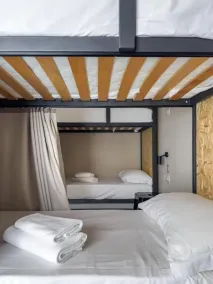 Piccolo Catalunya Hostel - Chambre
