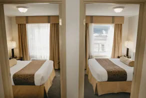 Ramada Golden - Chambre